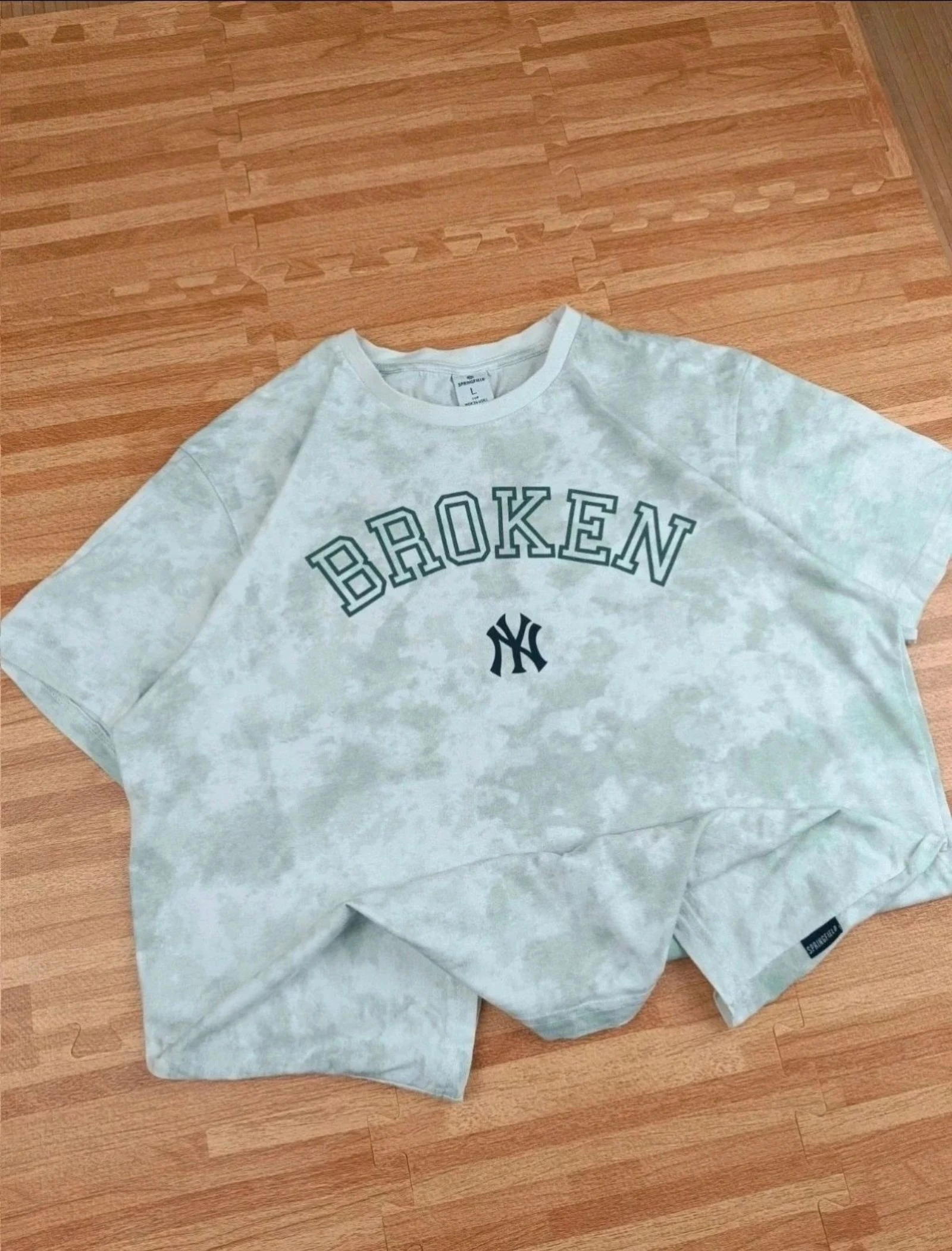 Springfield "Broken" NY Yankees Tie-Dye Tee Varsity Collegiate Green Size L – photo 4